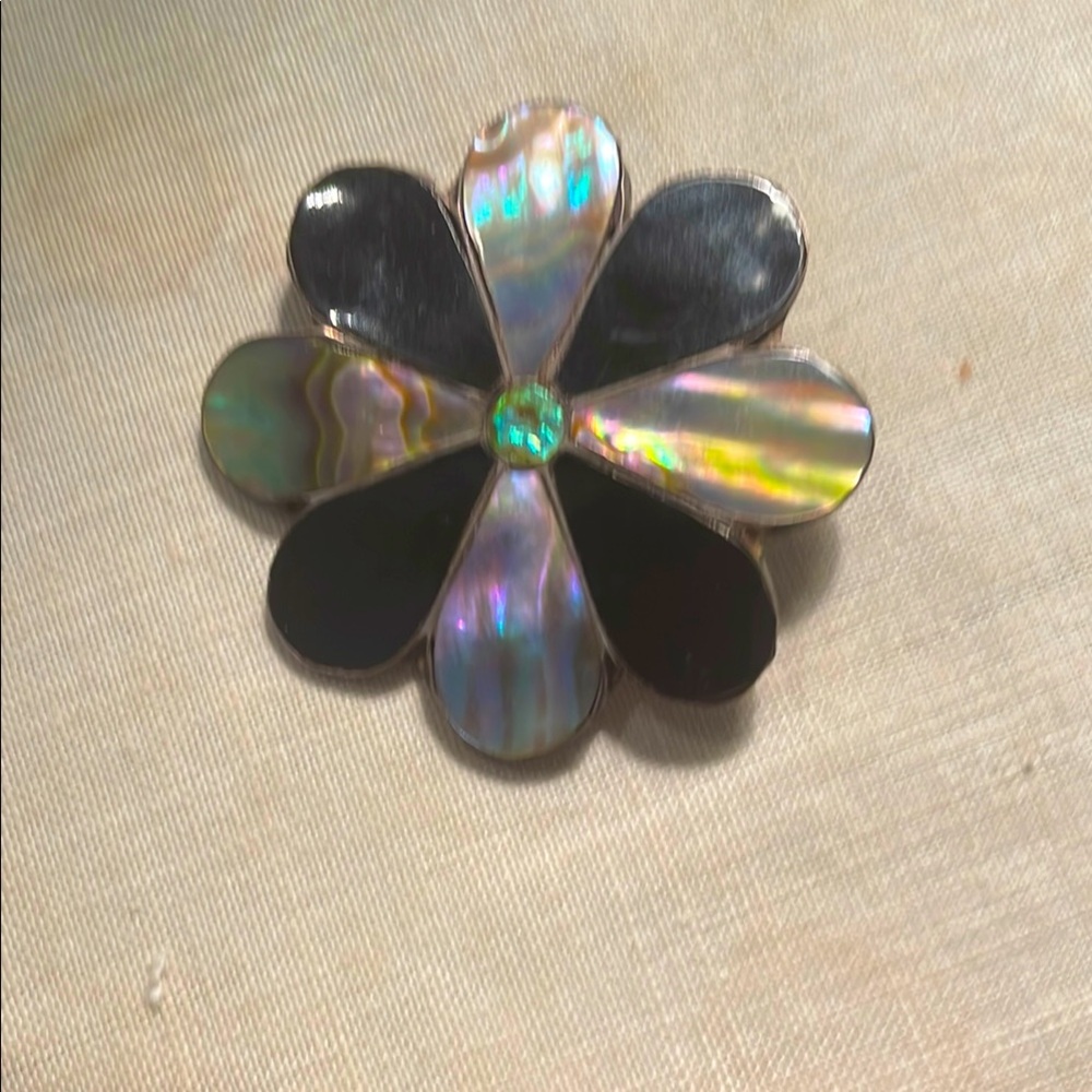 Sweet vintage sterling silver Rex Taxco shell pin/brooch